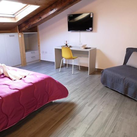 Cuore Partenopeo B&B Наполи Екстериор снимка
