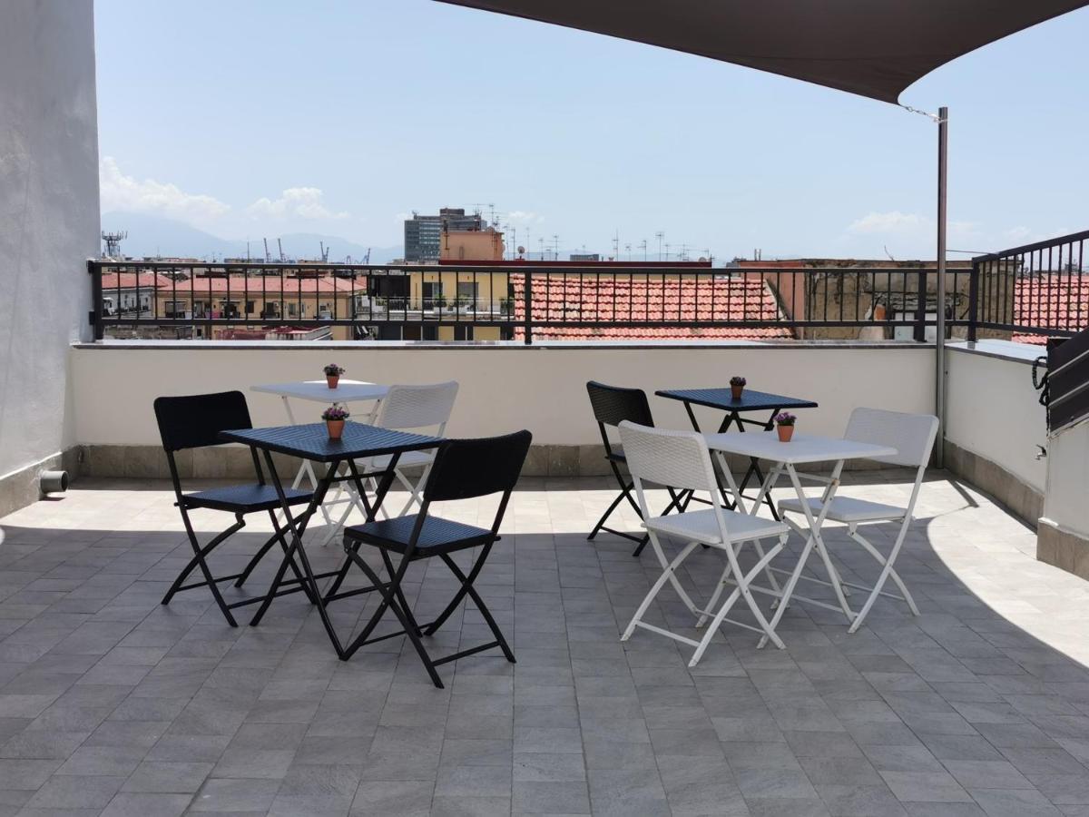 Cuore Partenopeo B&B Наполи Екстериор снимка