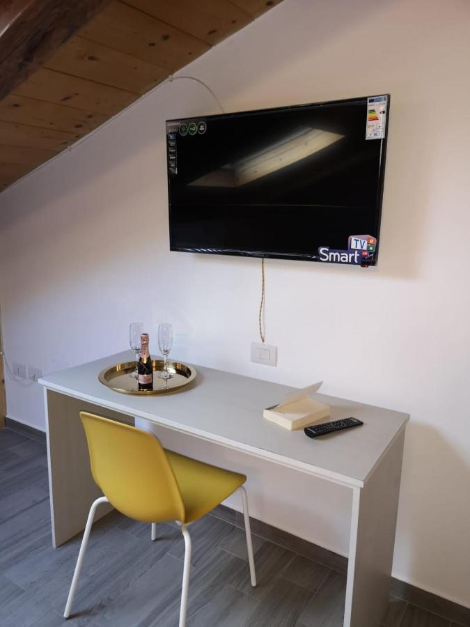 Cuore Partenopeo B&B Наполи Екстериор снимка