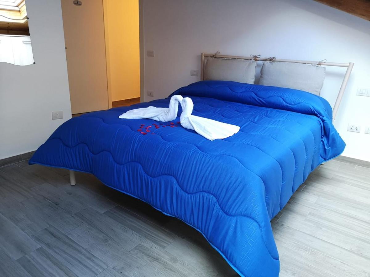 Cuore Partenopeo B&B Наполи Екстериор снимка