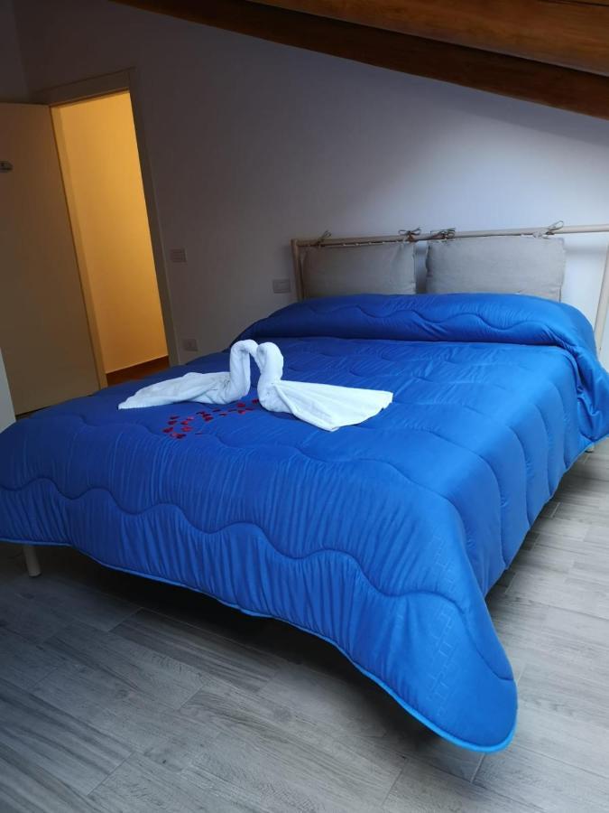 Cuore Partenopeo B&B Наполи Екстериор снимка