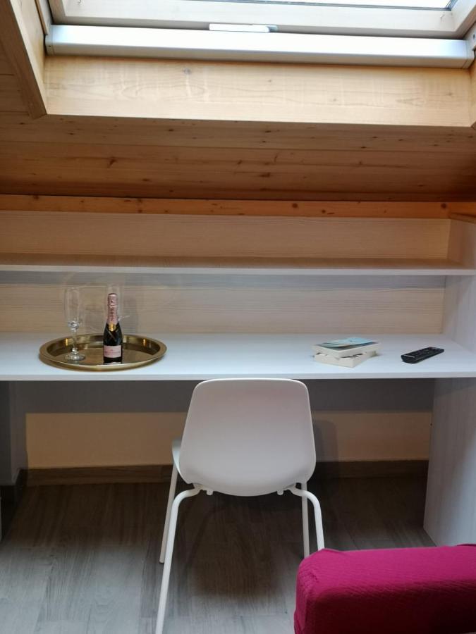 Cuore Partenopeo B&B Наполи Екстериор снимка