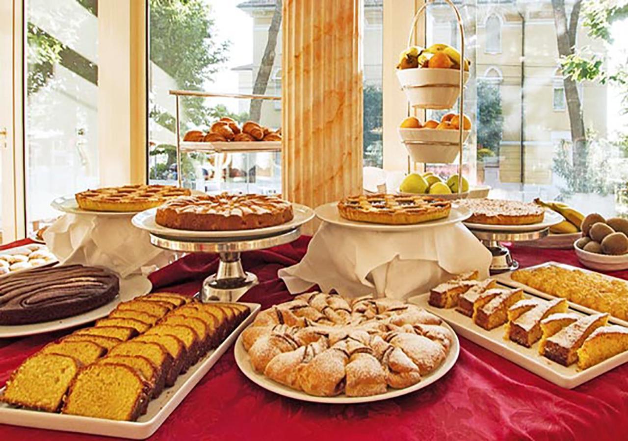 Cuore Partenopeo B&B Наполи Екстериор снимка