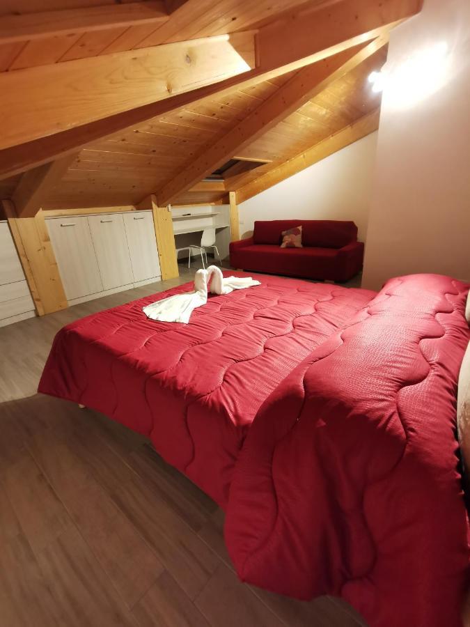 Cuore Partenopeo B&B Наполи Екстериор снимка